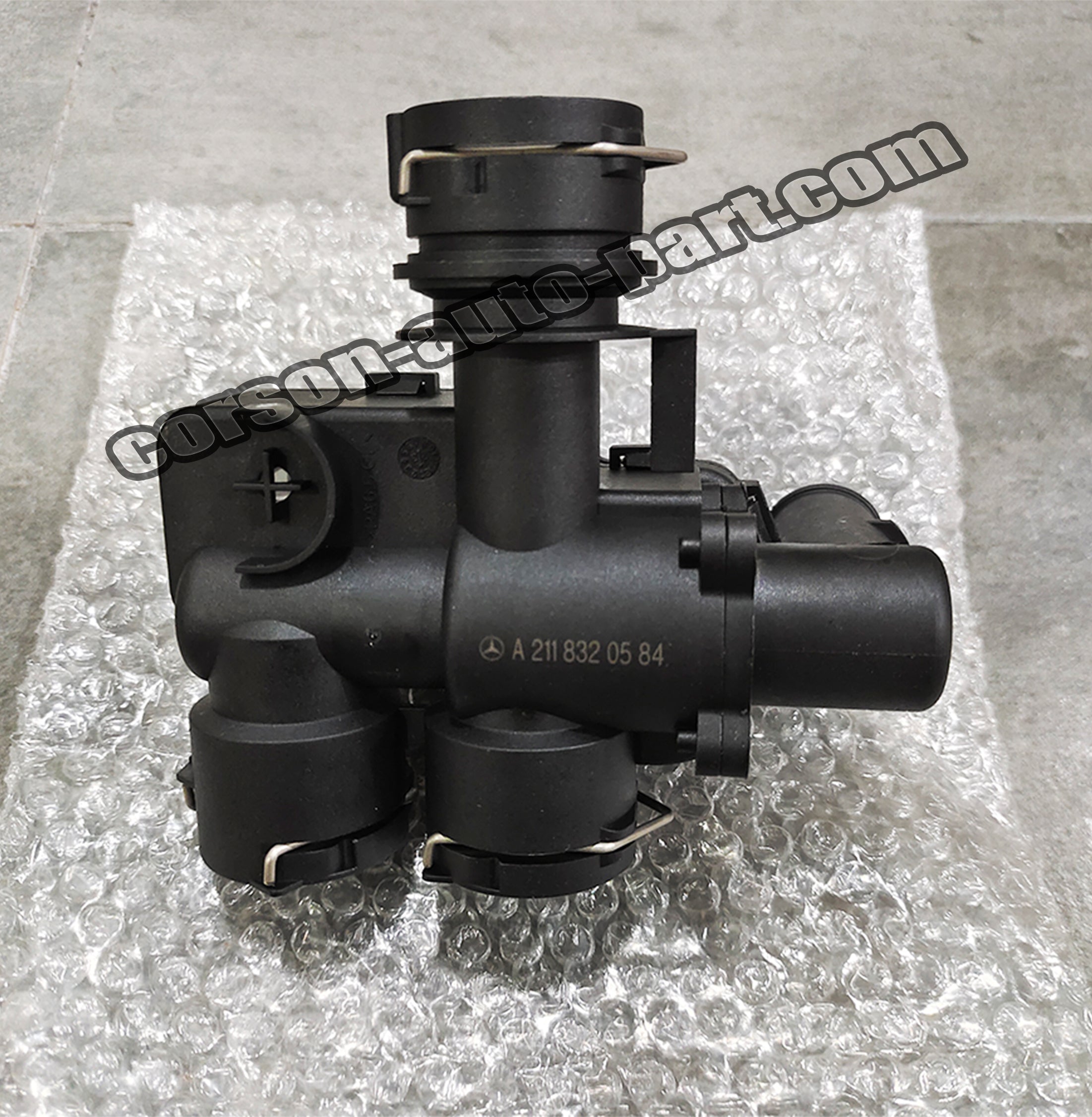 Mercedes-Benz water pump A2118350584