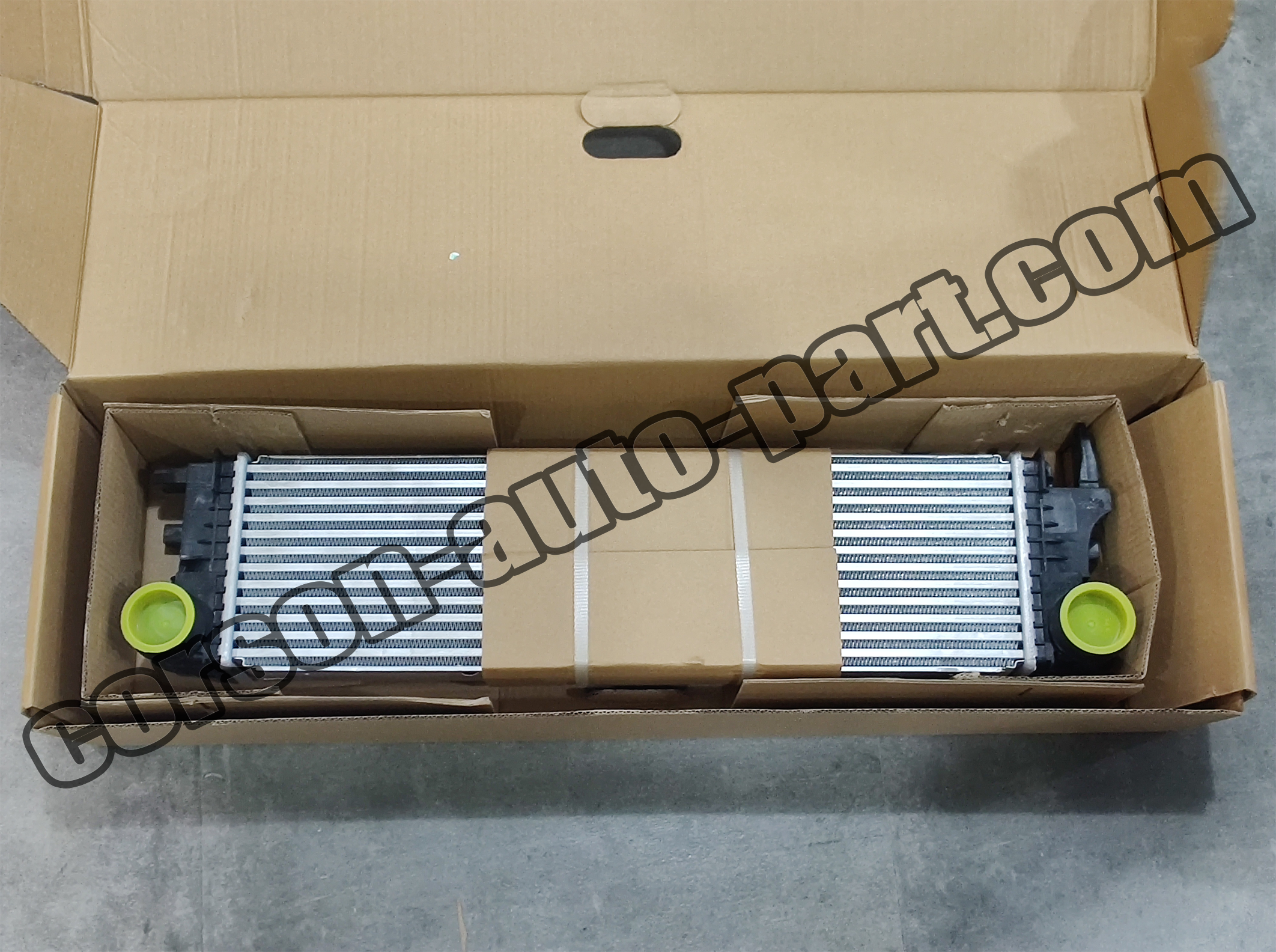 Mercedes-Benz A4475011301 Intercooler A4475010301