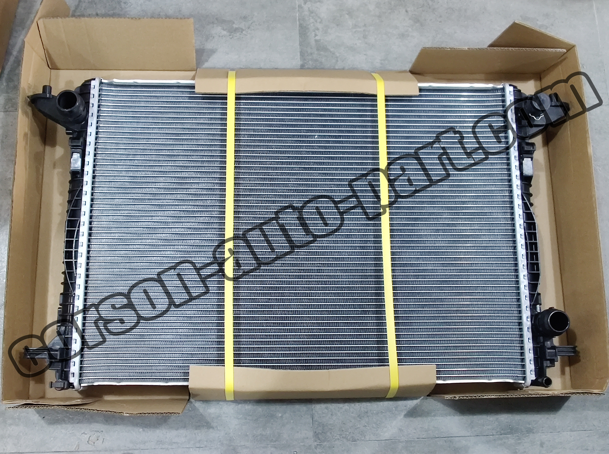 8MK376990 Radiator