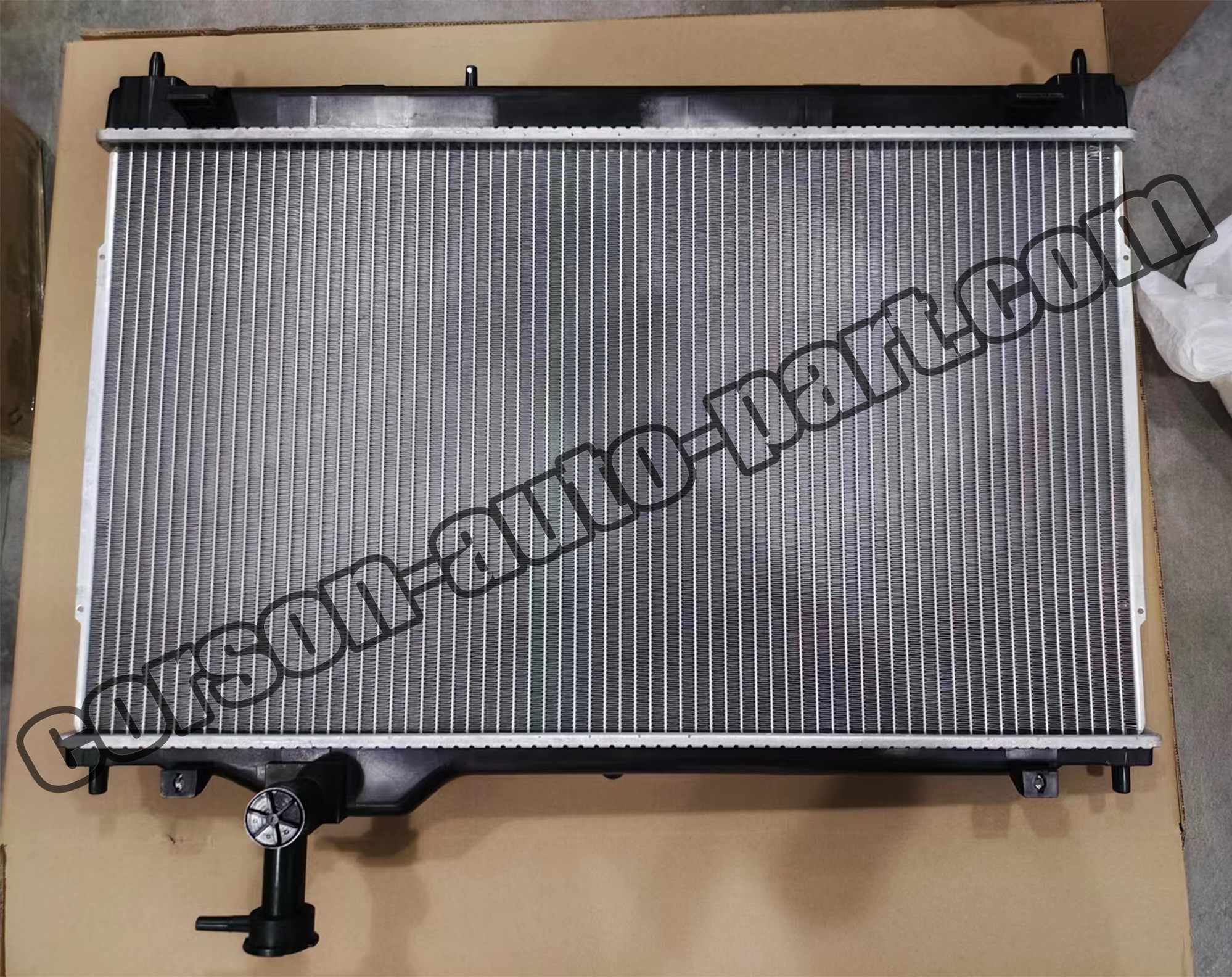 MITSUBISHI 1350A601 Radiator 1350A602