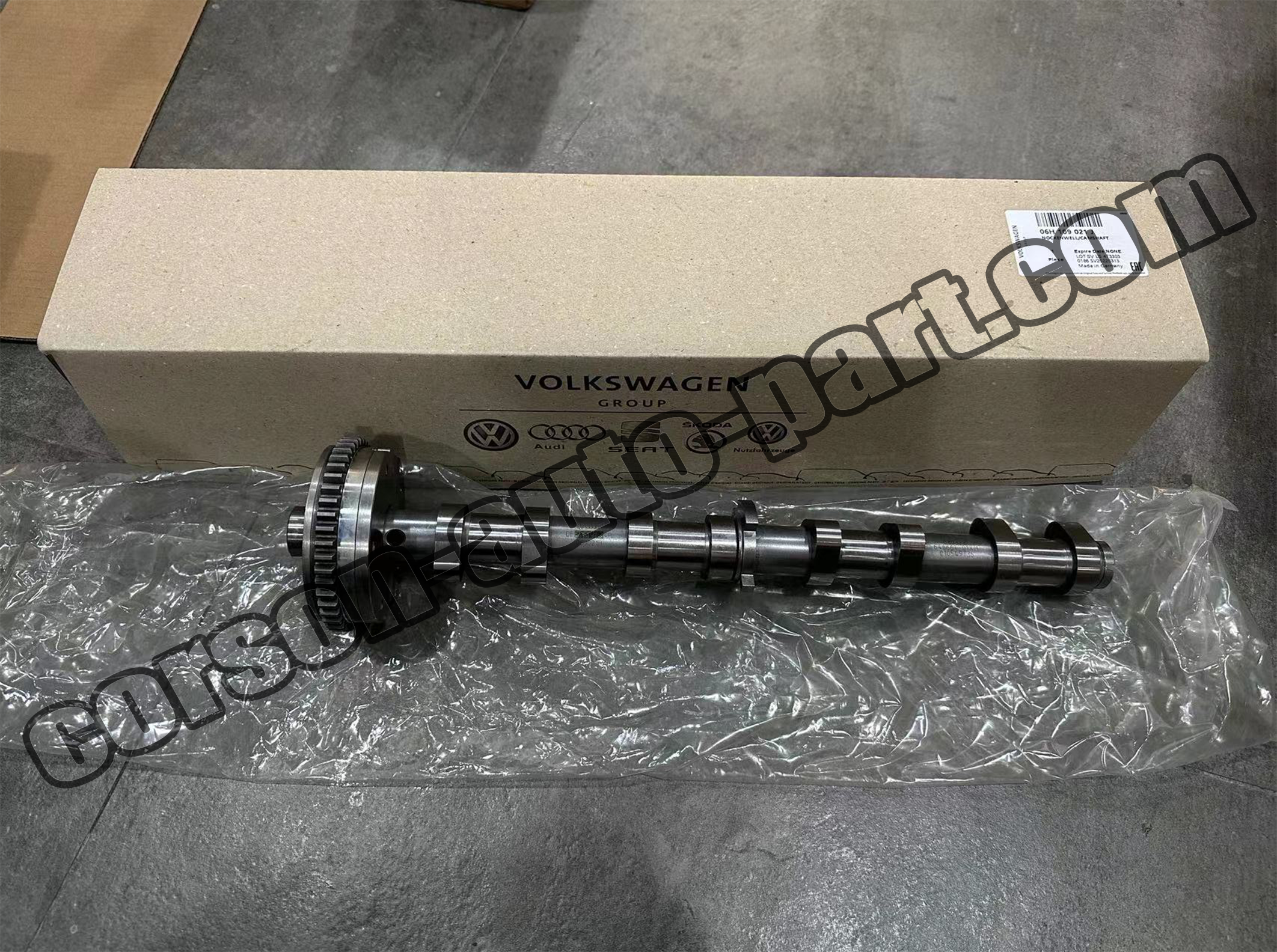 VOLKSWAGEN 06H109021J Camshaft 06H109021K