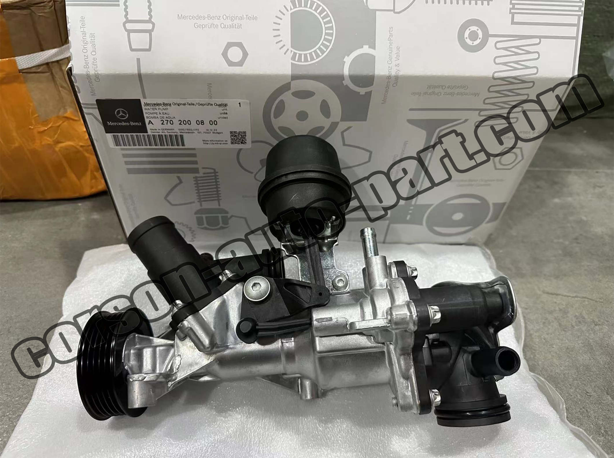 Mercedes-Benz A2702000800 Water pump A2702000601 A2702000401