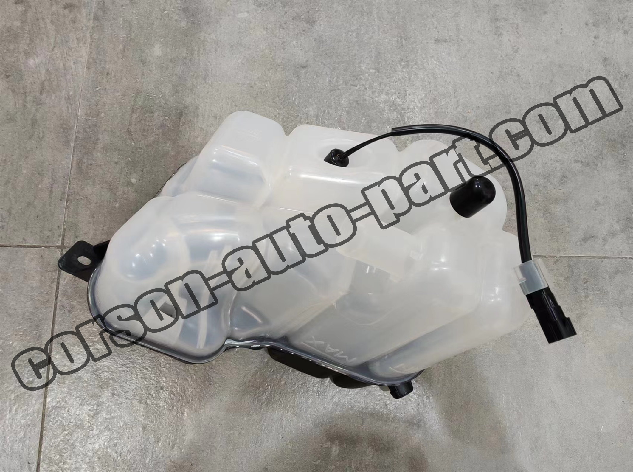 Land Rover LR004080  Radiator Expansion Tank Radiator LR002627