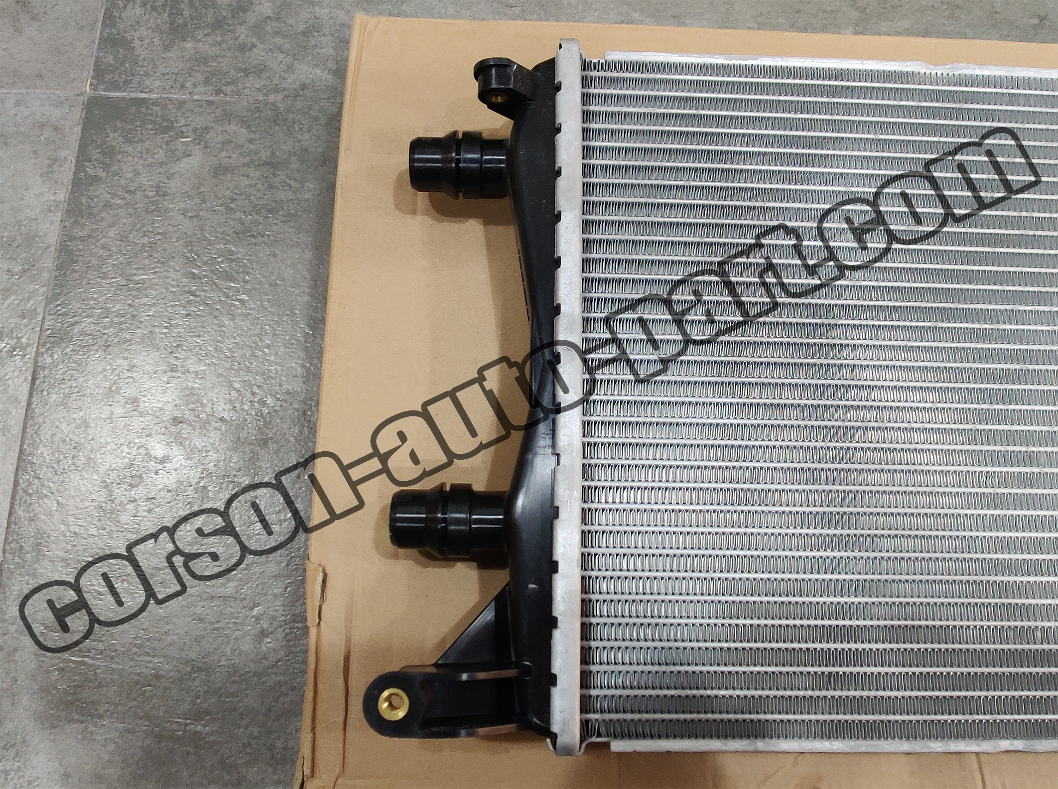 Mercedes-Benz A0995001403 Radiator