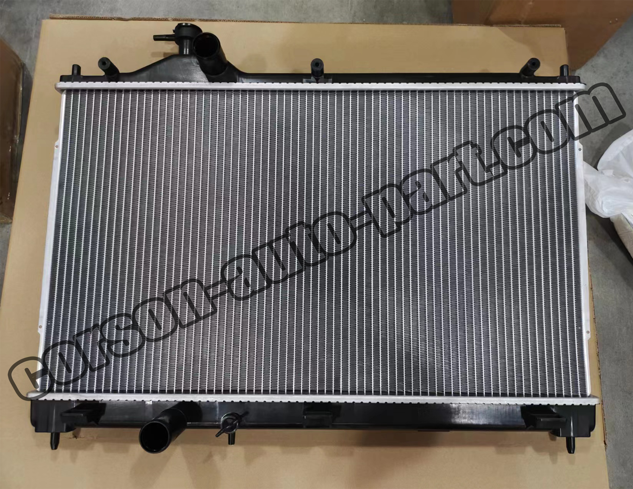 MITSUBISHI 1350A601 Radiator 1350A602