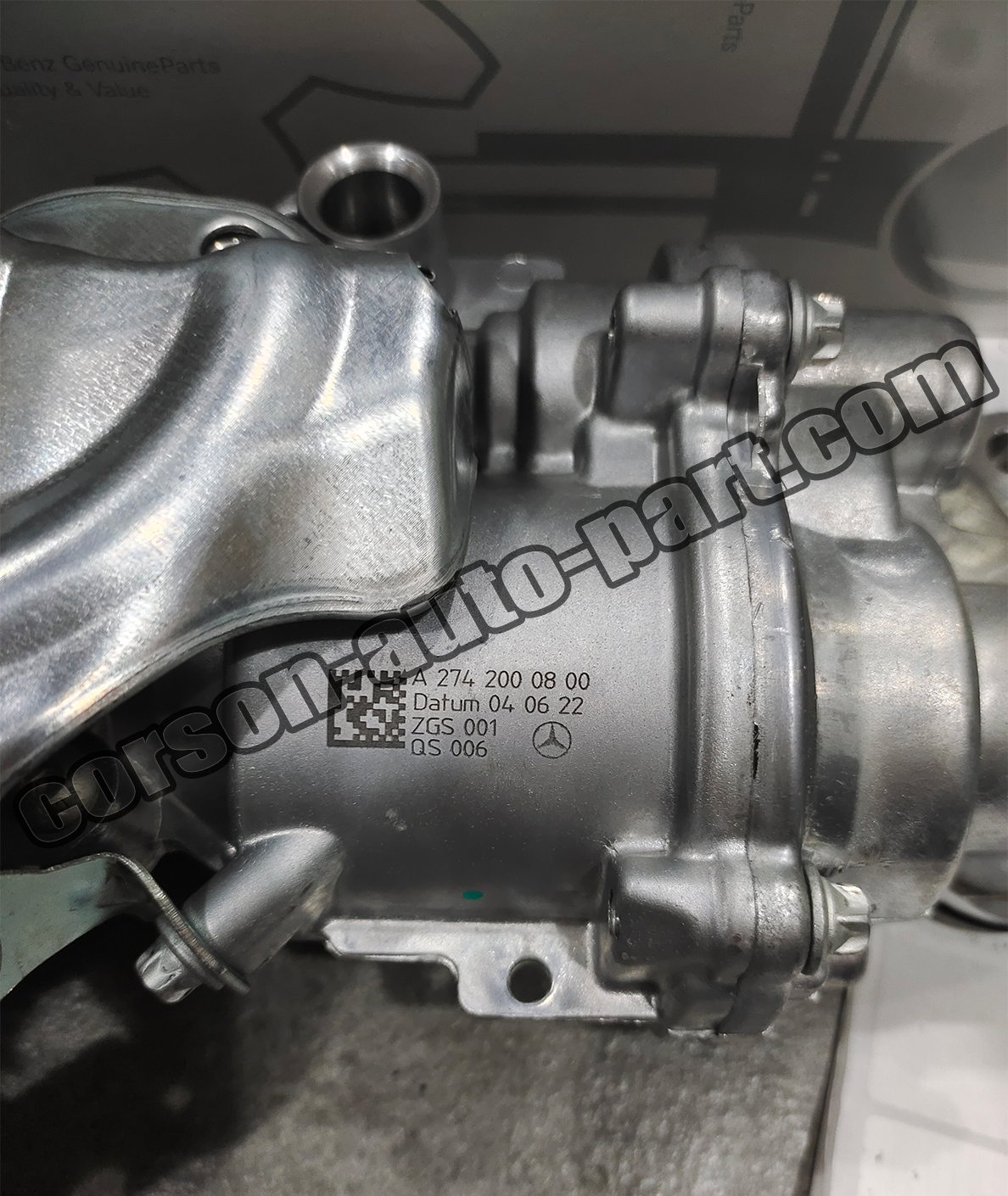 Mercedes-Benz A2742000800 Water pump A2742000301 A2742000601 A2742001407