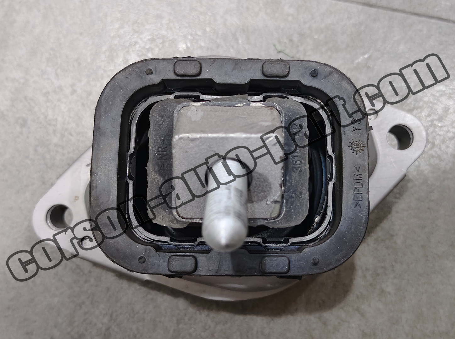 Land Rover KKB500470 Engine Mount (Front)