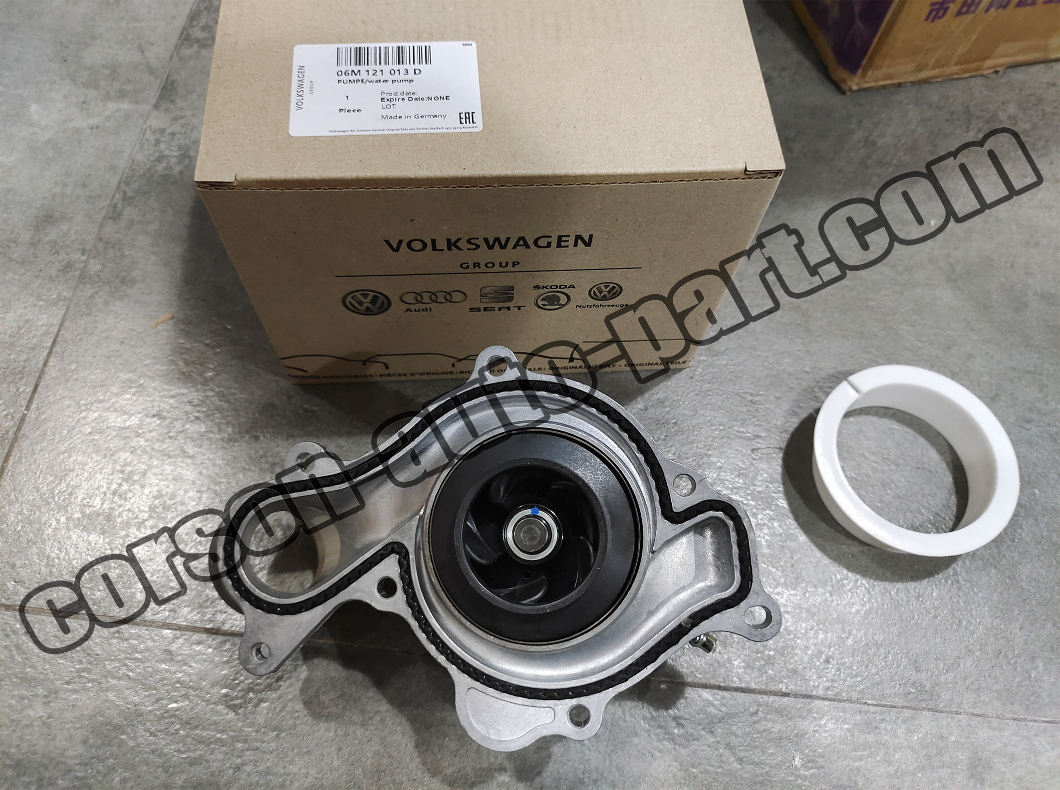 VOLKSWAGEN 06M121013D Engine Water Pump 06M121013C