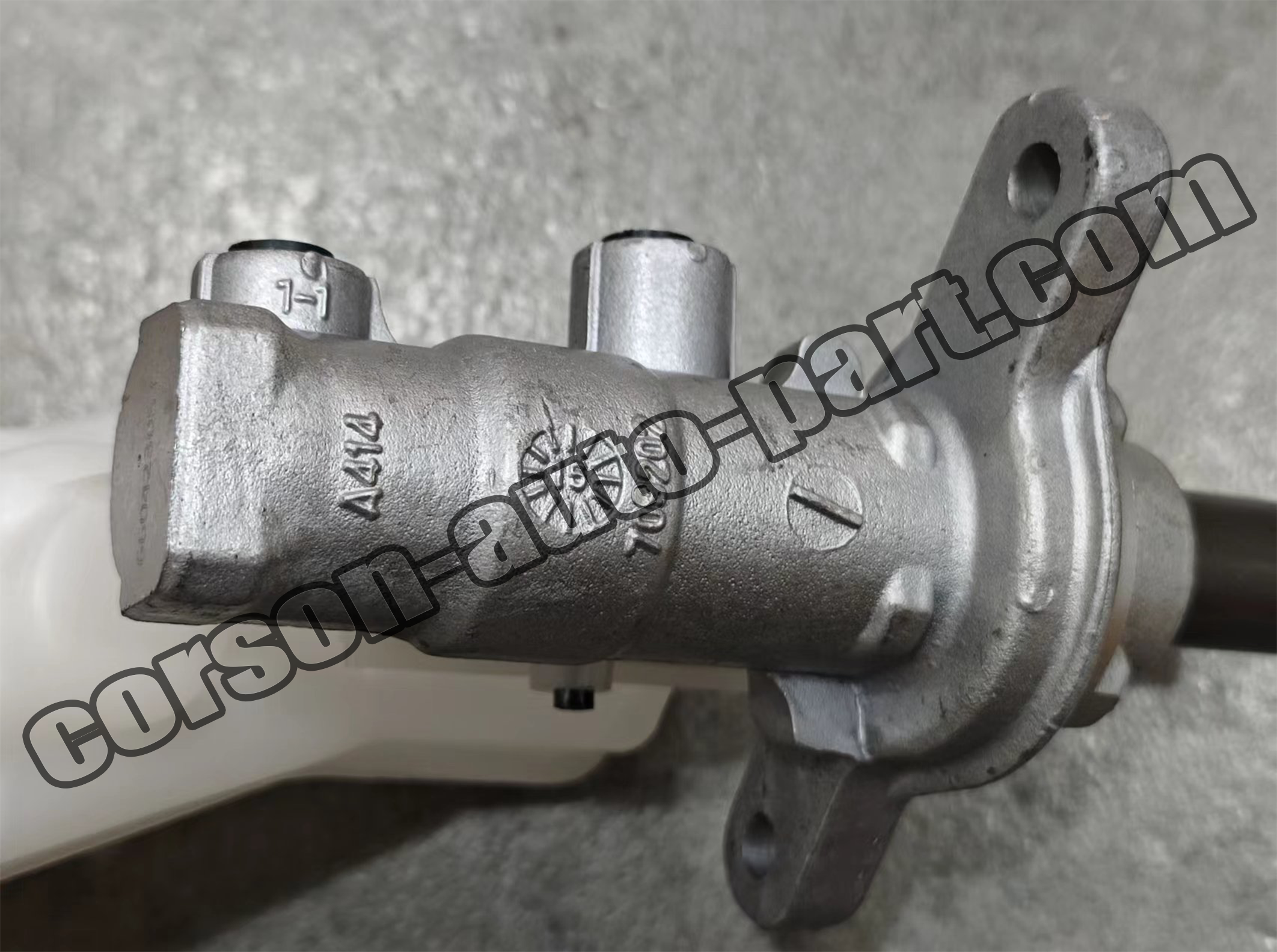 Mazda UCYA-43-40ZA Brake Master Cylinder