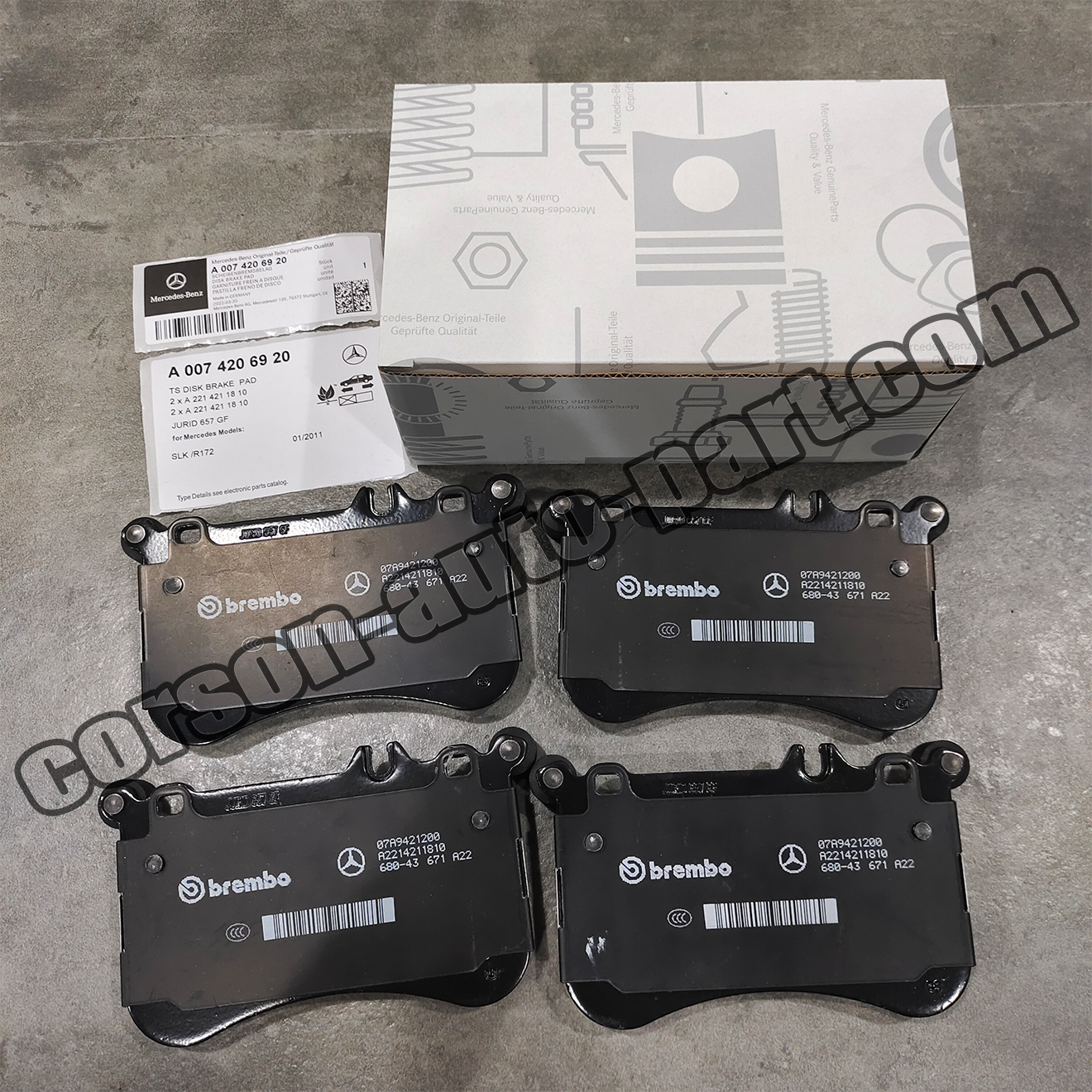 Mercedes-Benz A0074206920 Brake Pad(Front) A0074209920 A0064206620