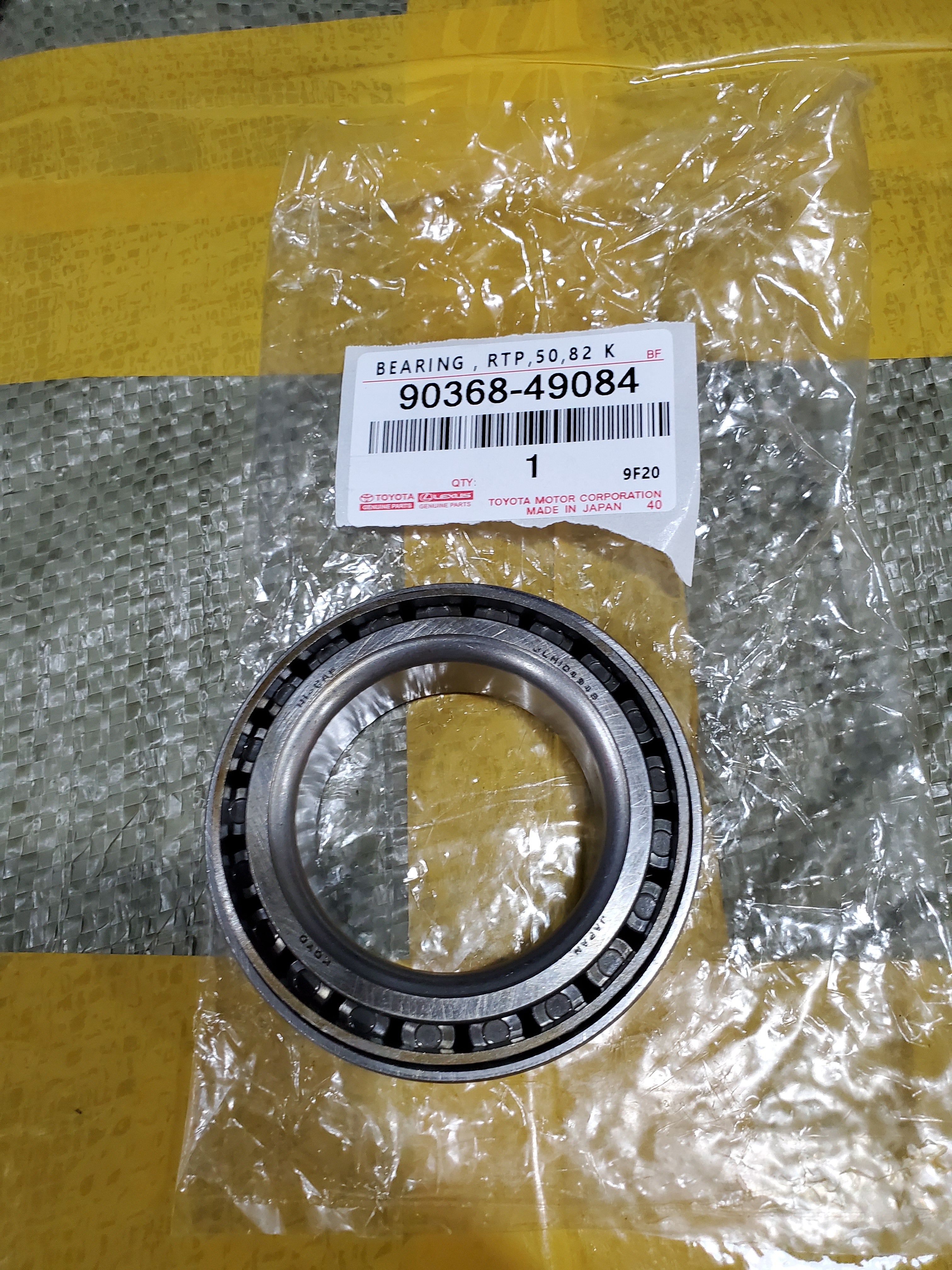 Toyota 90368-49084Tapered Roller Bearing (For Front Axle Inner Bearing)