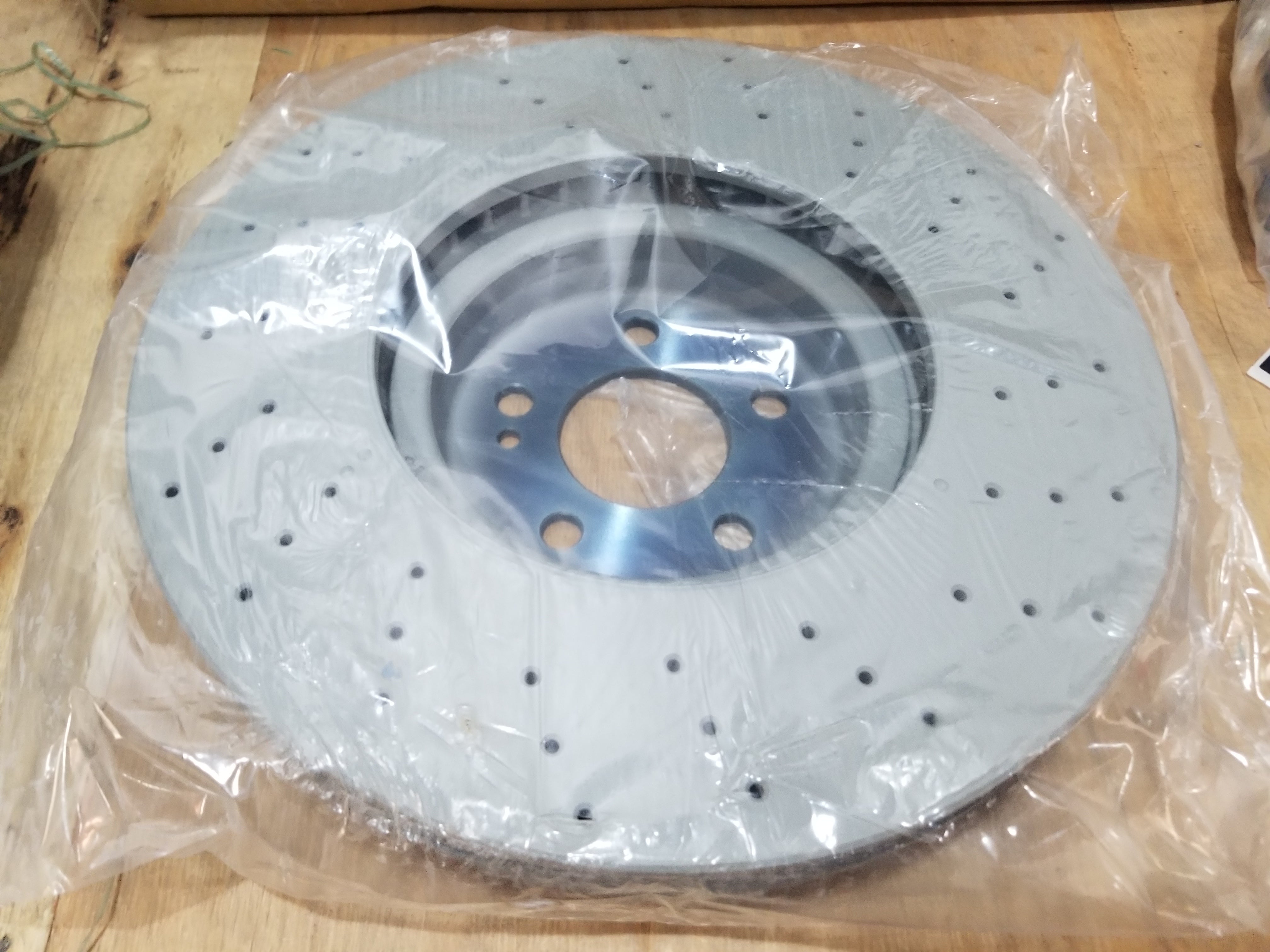 Brake disc OEM MERCEDES-BENZ A000 421 2312