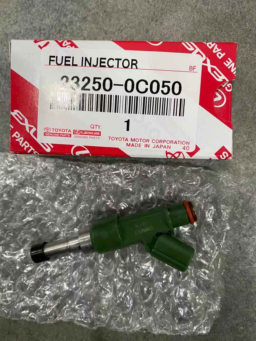 23250-0C050 23209-0C050 Fuel Injector Fit for Toyota Hilux Vigo 2TR