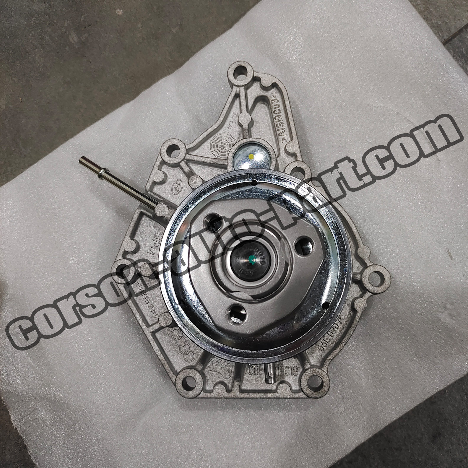 AUDI VOLKSWAGEN 06E121018E Water Pump 06E121016D 06E121016R