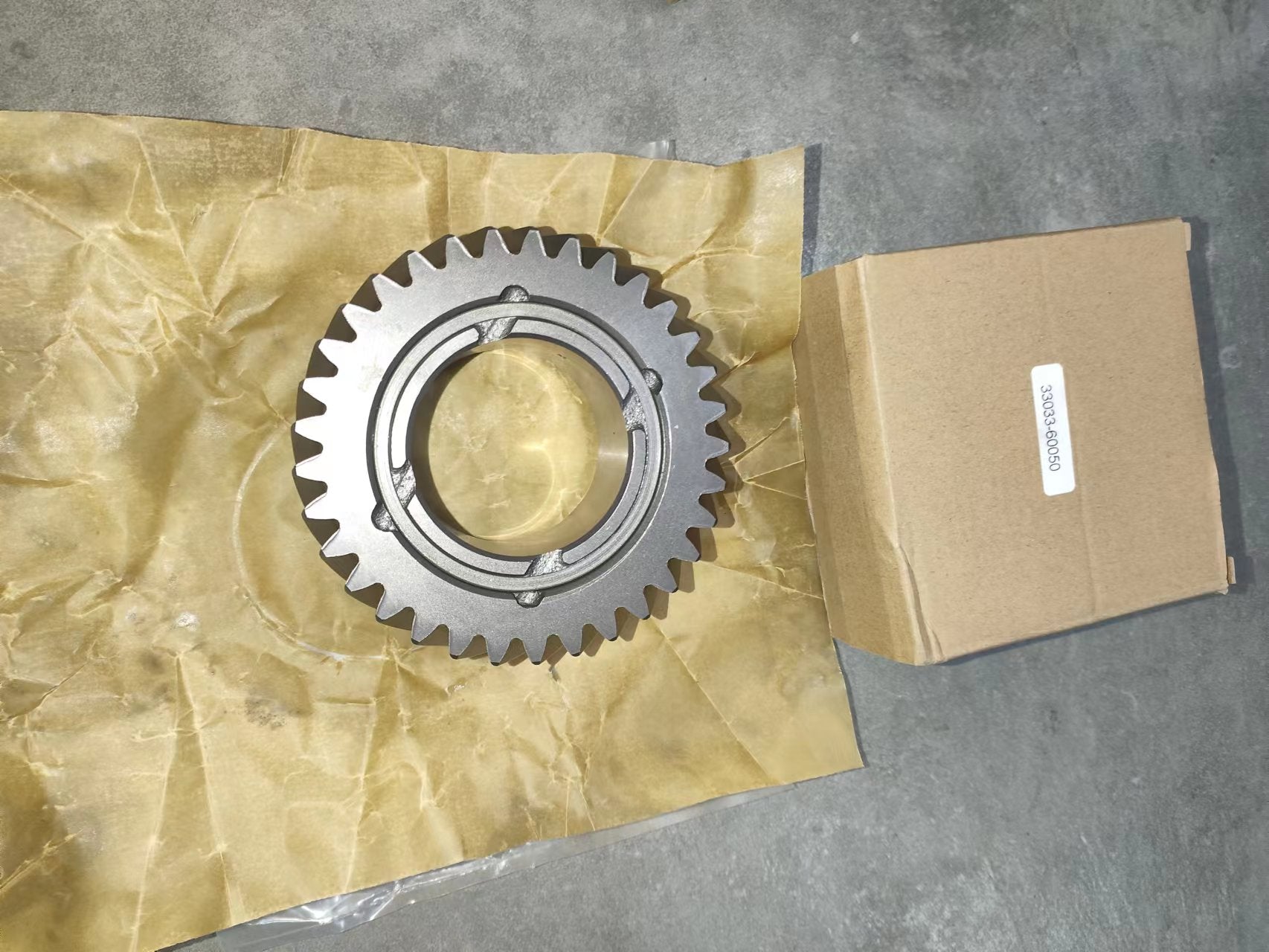 Toyota  Transmission Gear, 33033-60050