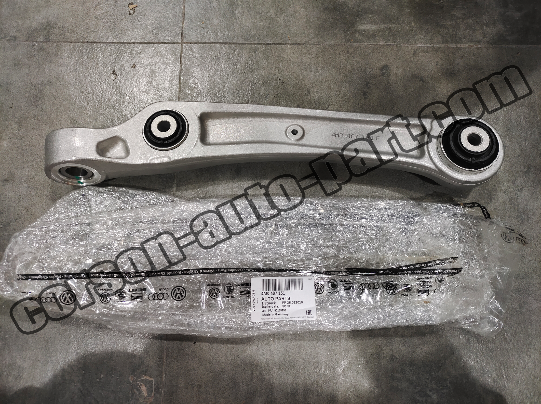 AUDI 4M0407151 Left Front Suspension Control Arm