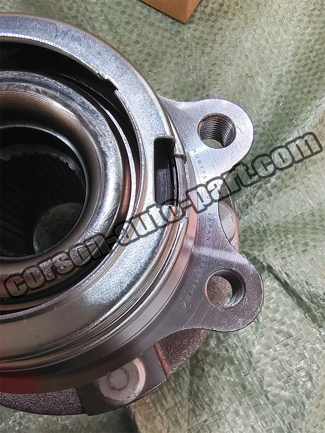 NISSAN 40202-JN90A WHEEL HUB 40202-JA000  40203-JP01A