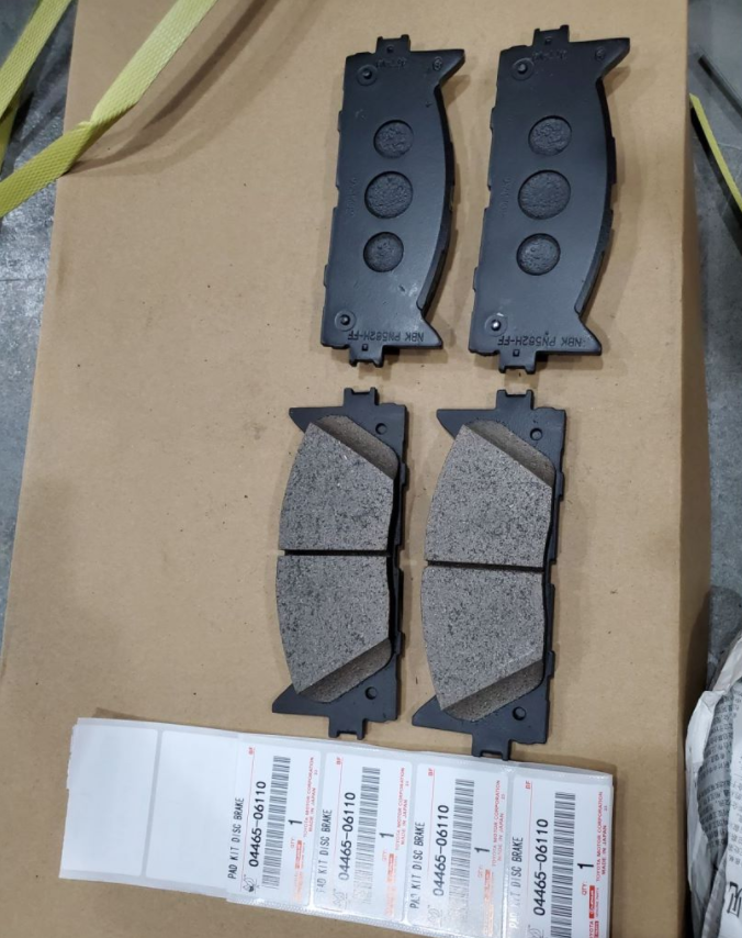 0446506110 - Brake pad set OE number by LEXUS