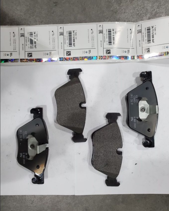 34116858047 Genuine BMW Brake Pad Set BMW