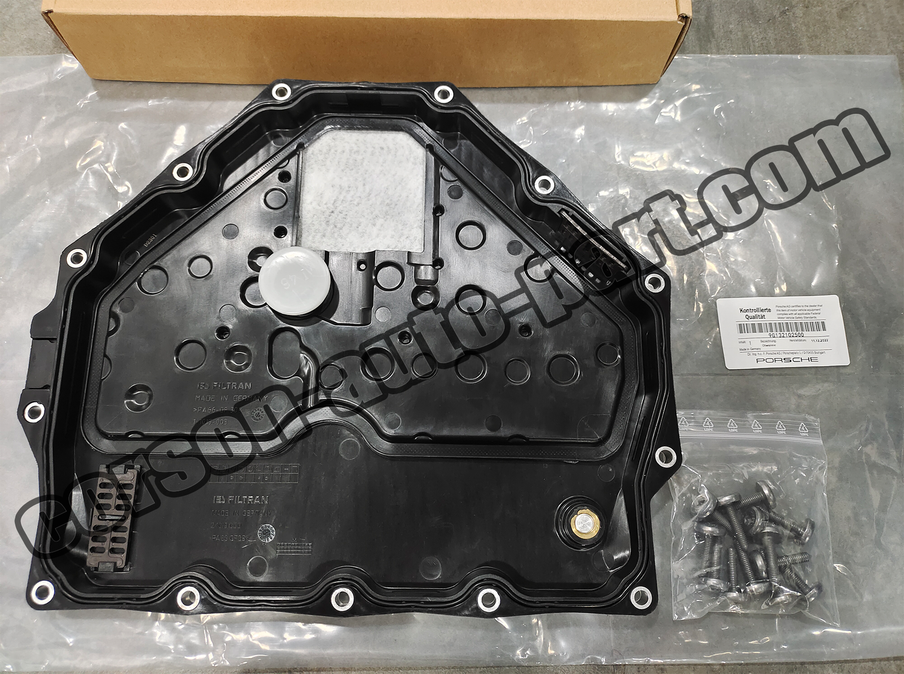 Porsche 9G132102500 Transmission Oil Pan