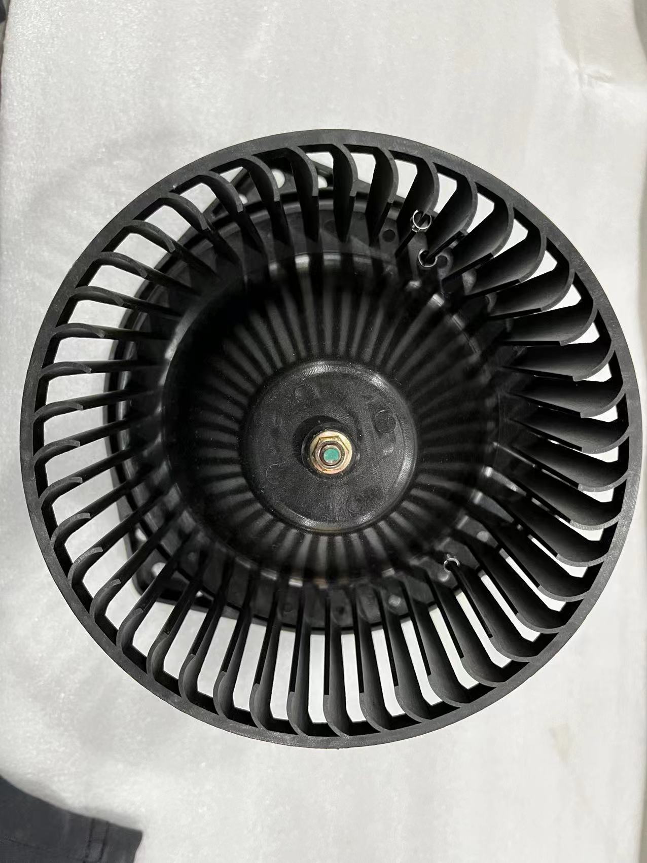 OEM 74250-76K10 Auto Motor Blower Fan