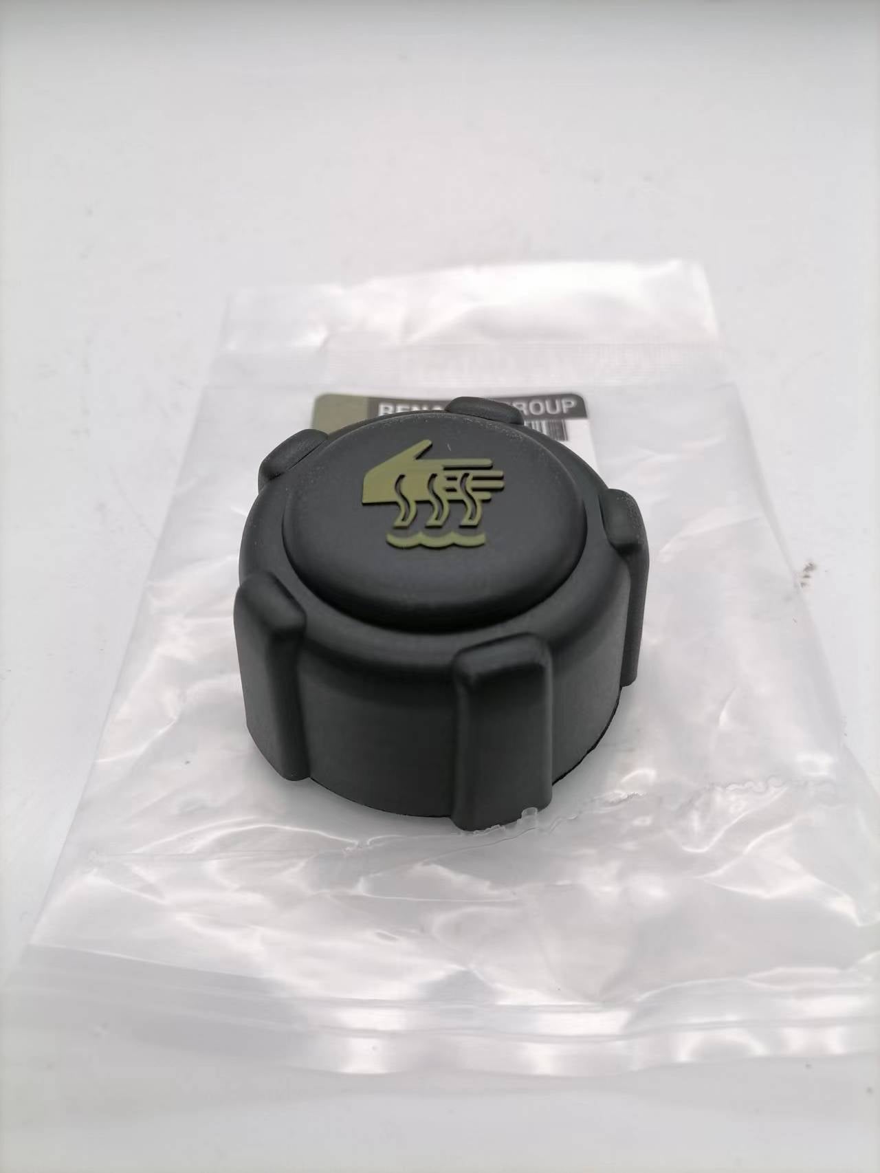 Cover, Water tank, Expansion tank cap, Coolant expansion tank OE - NUMBER 8200048024