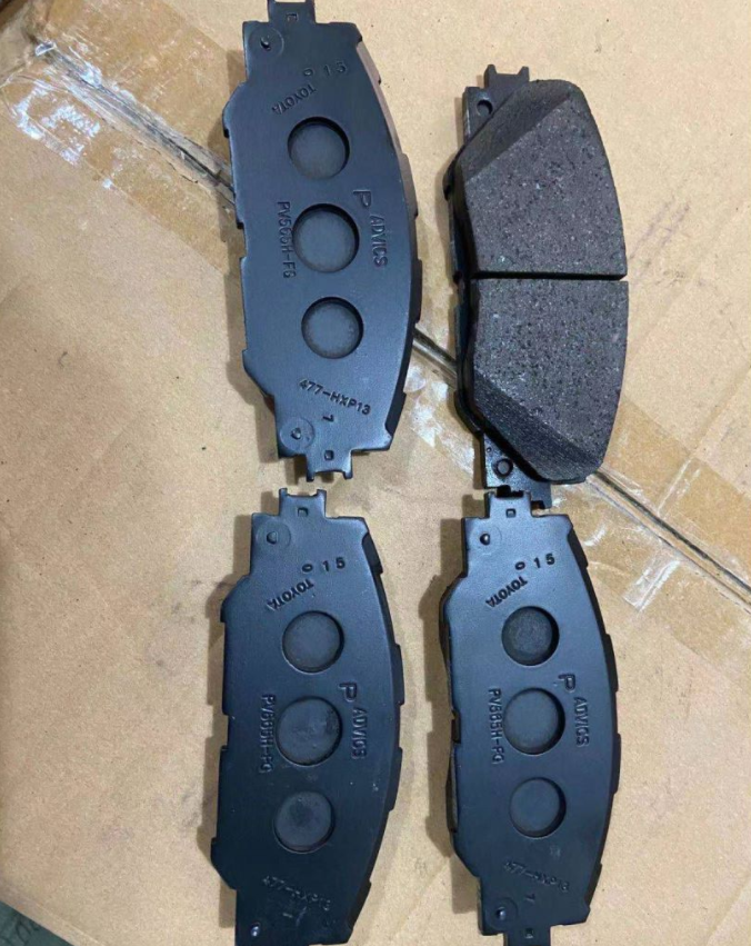 04465-42180 Genuine Toyota Front Disc Brake Pad Set