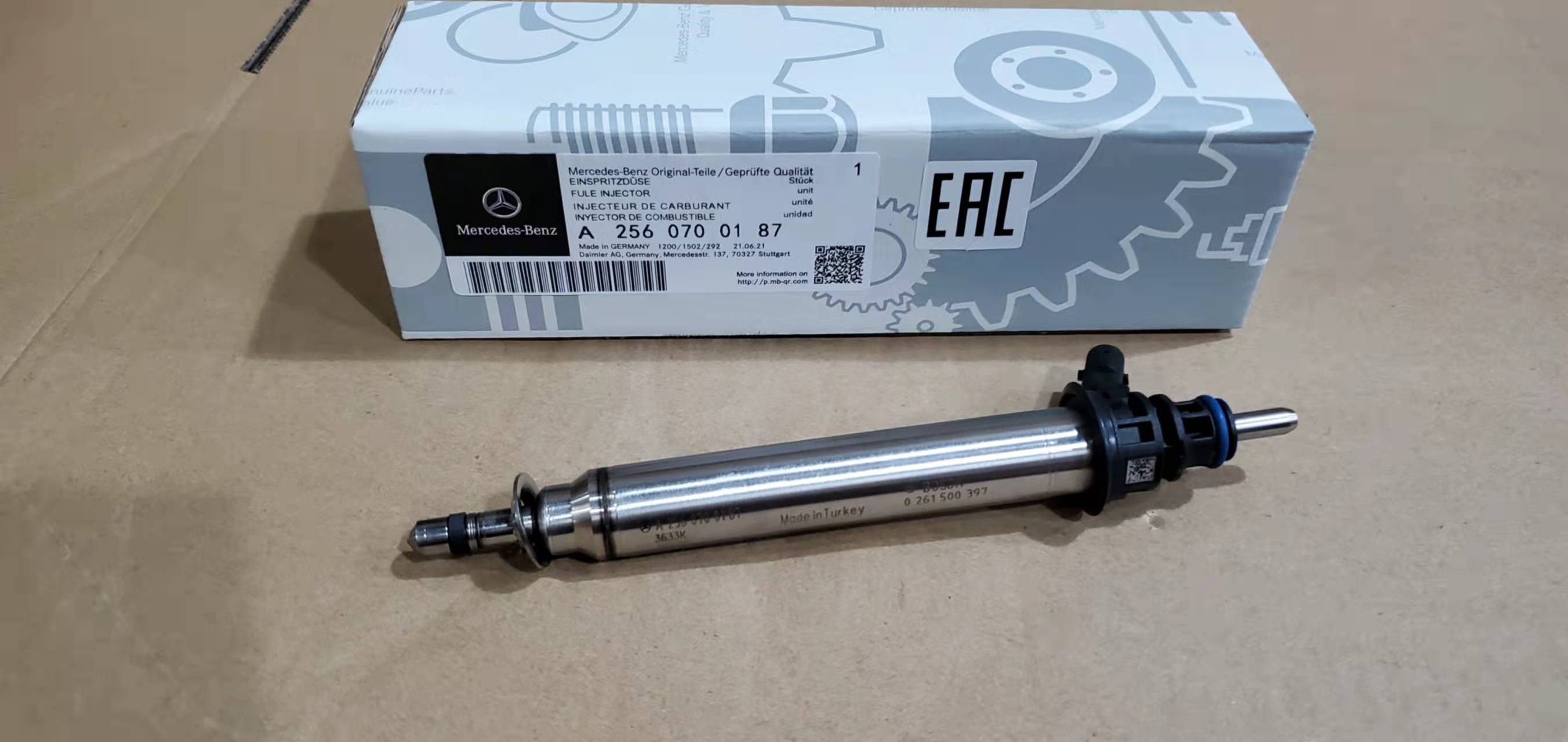 Injector Mercedes A2560700187