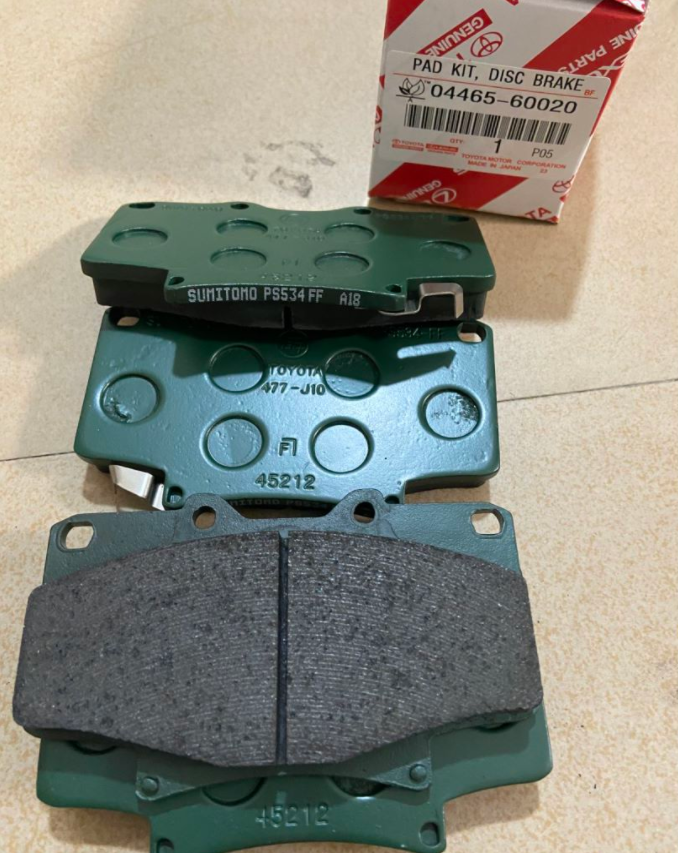 04465-60020 Genuine Toyota Front Disc Brake Pad Set