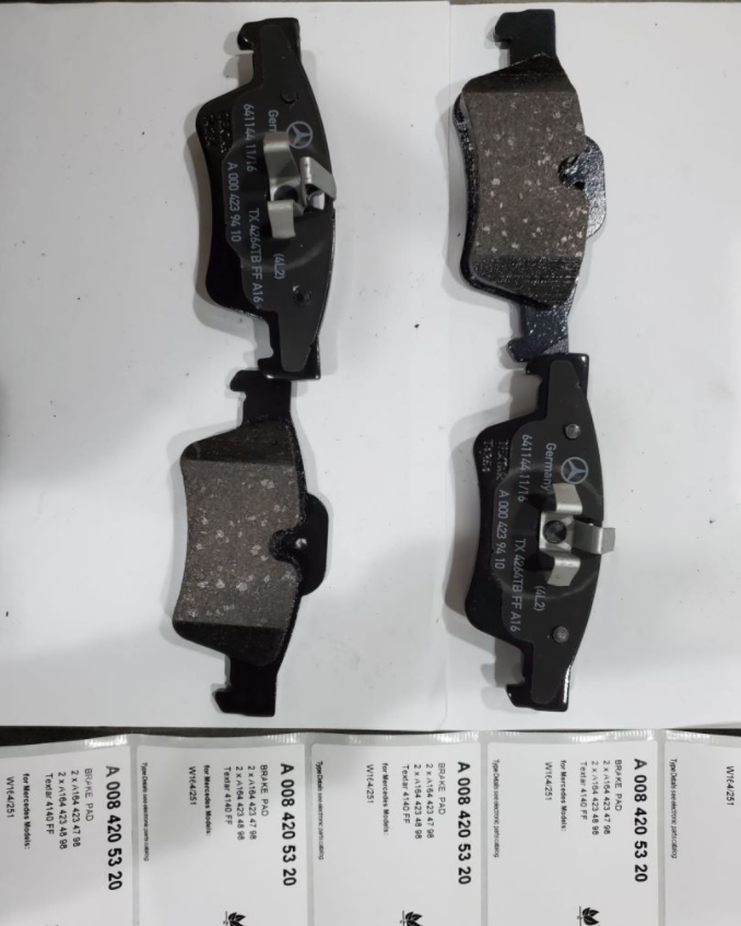 Mercedes Benz Rear Brake Pads Mercedes Benz A008-420-53-20