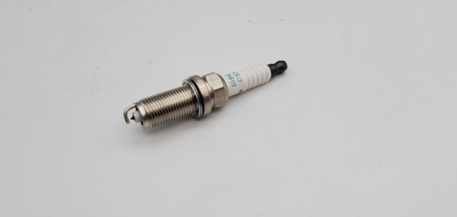 Toyota Genuine Parts 90919-01191 Spark Plug