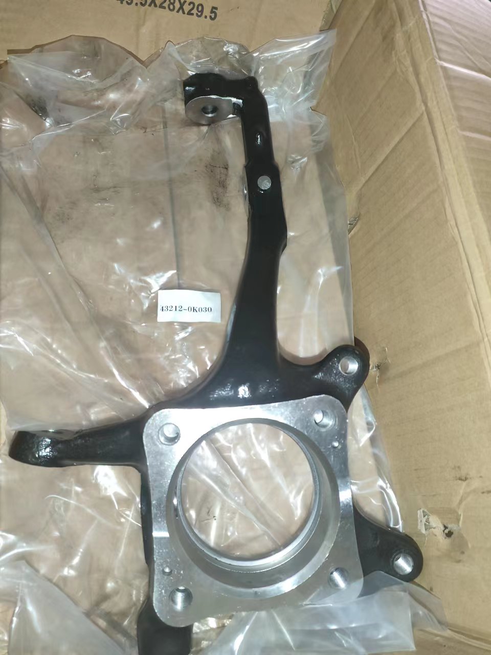 43212-0K030 R TOYOTA  KNUCKLE, STEERING