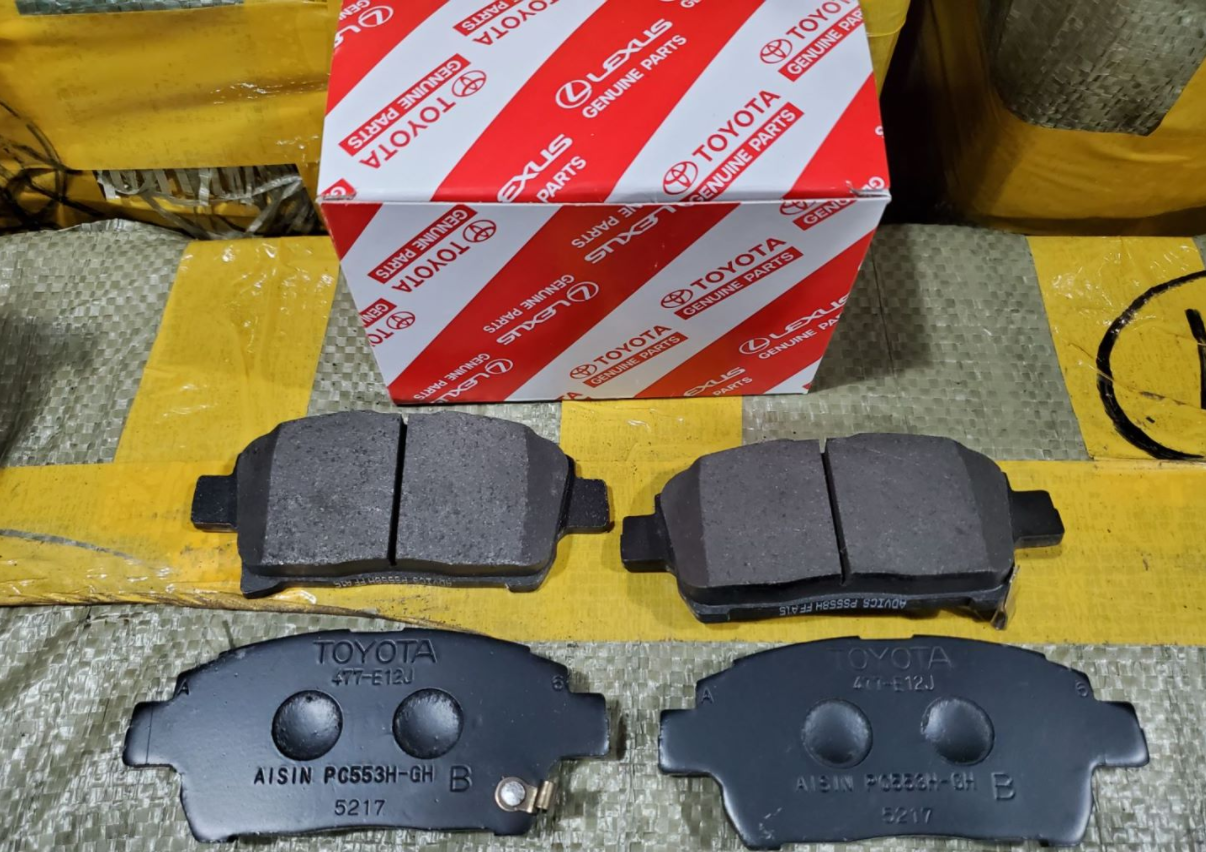 04465-12592,TOYOTA 04465-12592; Disc Brake Pad Set